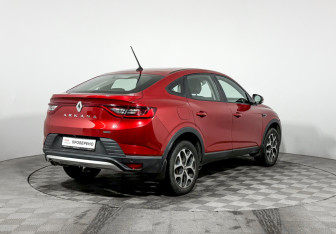Подержанный автомобиль Renault Arkana 2021 года (5 фото)