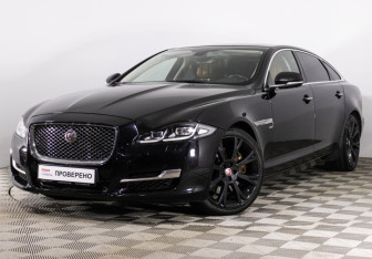 Подержанный автомобиль Jaguar XJ 2016 года (5 фото)