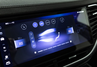 Подержанный автомобиль Haval F7 2021 года (18 фото)