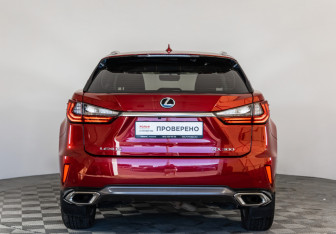 Подержанный автомобиль Lexus RX 2018 года (7 фото)
