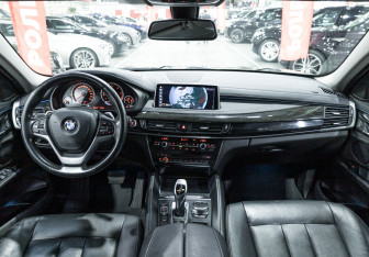 Подержанный автомобиль BMW X6 2019 года (19 фото)