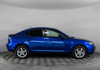 Подержанный автомобиль Mazda 3 Sedan 2008 года (4 фото)
