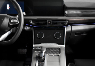 Подержанный автомобиль Exeed VX 2023 года (16 фото)