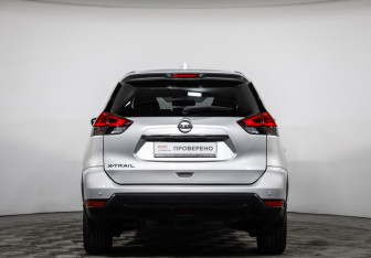 Подержанный автомобиль Nissan X-Trail 2020 года (6 фото)
