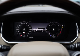 Подержанный автомобиль Land Rover Range Rover 2022 года (15 фото)