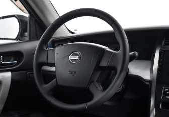 Подержанный автомобиль Nissan Teana 2006 года (14 фото)