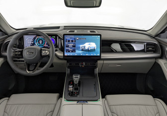 Новый GAC GS8 2025 (10 фото)