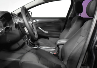 Подержанный автомобиль Ford Mondeo Sedan 2011 года (12 фото)