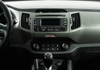 Подержанный автомобиль Kia Sportage 2014 года (14 фото)