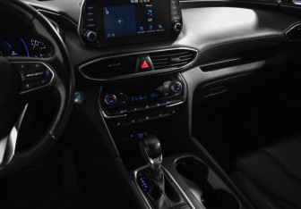 Подержанный автомобиль Hyundai Santa Fe 2020 года (22 фото)