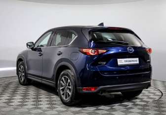 Подержанный автомобиль Mazda CX-5 2017 года (7 фото)