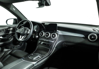Подержанный автомобиль Mercedes-Benz GLC Coupe 2021 года (9 фото)