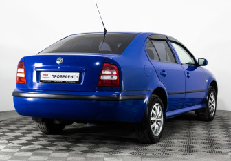 Подержанный автомобиль Skoda Octavia Liftback 2006 года (5 фото)