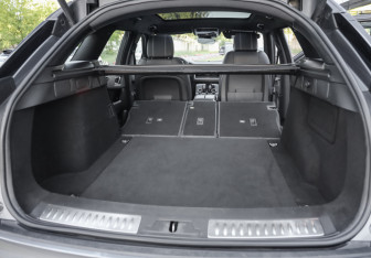 Подержанный автомобиль Land Rover Range Rover Velar 2019 года (38 фото)