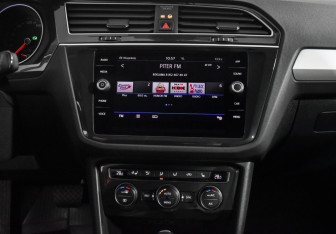 Подержанный автомобиль Volkswagen Tiguan 2020 года (16 фото)