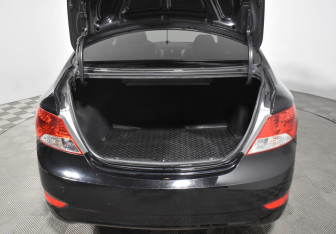 Подержанный автомобиль Hyundai Solaris Sedan 2014 года (21 фото)