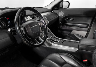 Подержанный автомобиль Land Rover Range Rover Evoque 2013 года (9 фото)