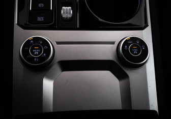 Подержанный автомобиль Volkswagen Touareg 2019 года (19 фото)