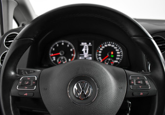 Подержанный автомобиль Volkswagen Golf Plus 2013 года (15 фото)