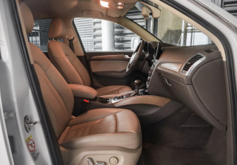 Подержанный автомобиль Audi Q5 2014 года (22 фото)