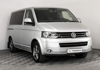 Подержанный автомобиль Volkswagen Multivan 2010 года (3 фото)