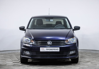 Подержанный автомобиль Volkswagen Polo Sedan 2016 года (2 фото)