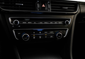 Подержанный автомобиль Kia Optima Sedan 2019 года (17 фото)