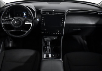 Подержанный автомобиль Hyundai Tucson 2021 года (11 фото)