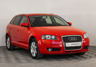 Подержанный автомобиль Audi A3 Hatchback 2008 года (3 фото)