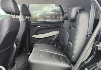 Подержанный автомобиль Chevrolet Captiva 2022 года (11 фото)
