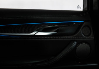 Подержанный автомобиль BMW X6 M 2017 года (36 фото)