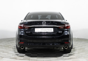 Подержанный автомобиль Mazda 6 Sedan 2019 года (6 фото)