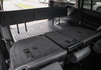 Подержанный автомобиль Toyota Land Cruiser Prado 2018 года (33 фото)