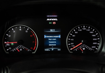 Подержанный автомобиль Haval F7 2021 года (12 фото)