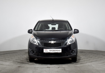 Подержанный автомобиль Chevrolet Spark 2012 года (2 фото)