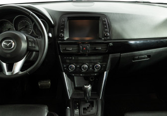 Подержанный автомобиль Mazda CX-5 2013 года (14 фото)