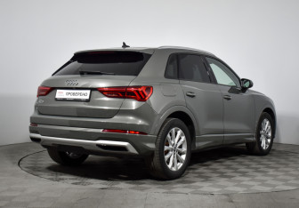 Подержанный автомобиль Audi Q3 2020 года (5 фото)