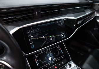 Подержанный автомобиль Audi A6 Wagon 2020 года (22 фото)