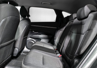 Подержанный автомобиль Hyundai Tucson 2021 года (12 фото)