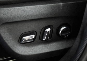 Подержанный автомобиль Exeed TXL 2021 года (15 фото)