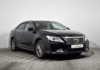 Подержанный автомобиль Toyota Camry Sedan 2014 года (3 фото)