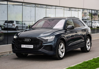 Подержанный автомобиль Audi Q8 2019 года (2 фото)