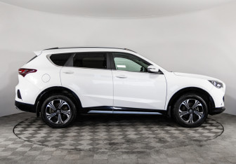 Подержанный автомобиль Soueast DX8S 2022 года (4 фото)
