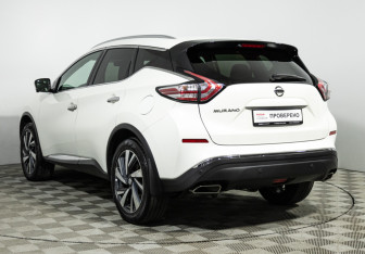 Подержанный автомобиль Nissan Murano Suv 2019 года (7 фото)