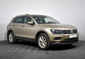Подержанный автомобиль Volkswagen Tiguan 2018 года (3 фото)