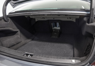 Подержанный автомобиль Volvo S90 2018 года (28 фото)