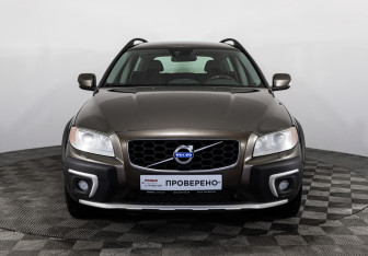 Подержанный автомобиль Volvo XC70 2014 года (2 фото)