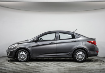 Подержанный автомобиль Hyundai Solaris Sedan 2014 года (8 фото)