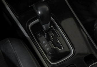 Подержанный автомобиль Mitsubishi Outlander 2017 года (17 фото)