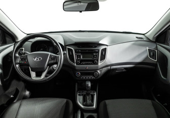 Подержанный автомобиль Hyundai Creta 2017 года (13 фото)